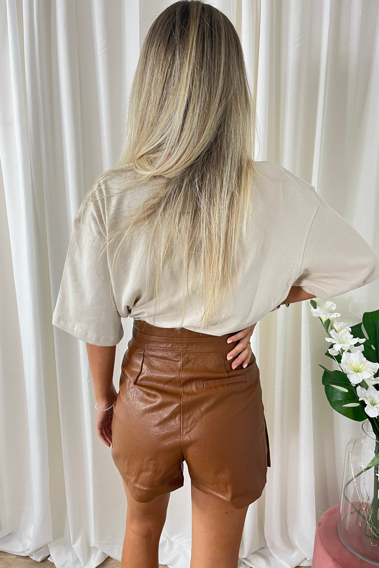 Elegante brons en goud skort voor een trendy uitstraling