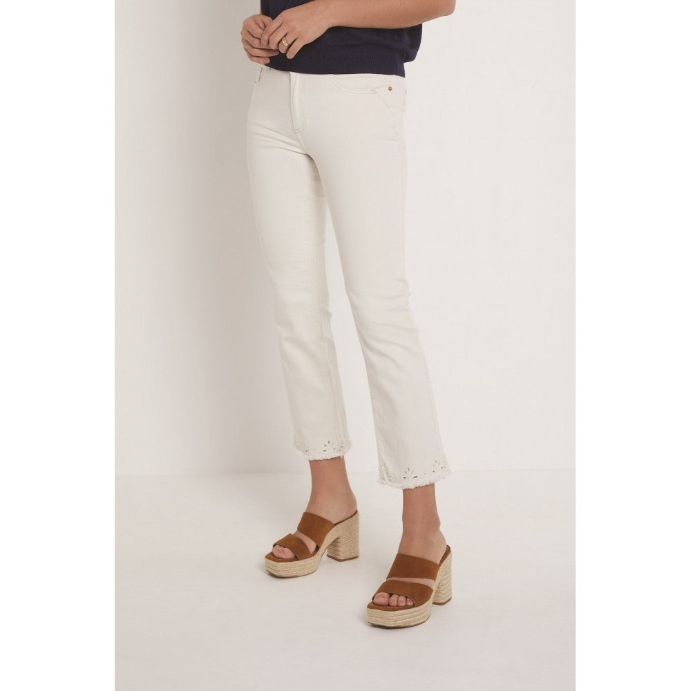 Kim Ajour Color Denim Broek in Off White – Trendy en comfortabele joggers voor een stijlvolle uitstraling